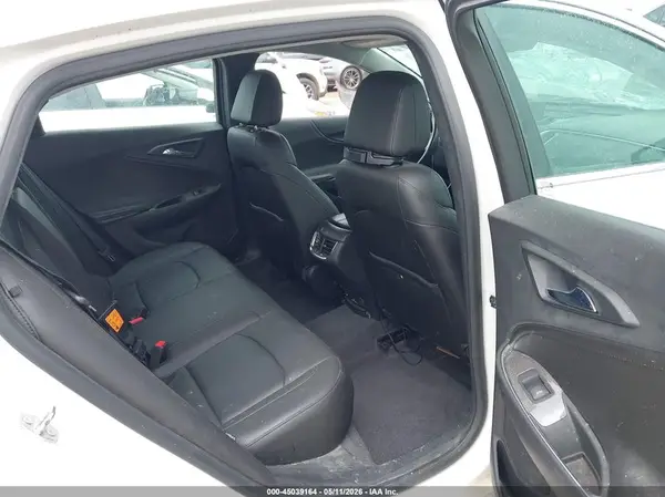 1G1ZD5ST2JF288272 2018 CHEVROLET MALIBU - Image 8