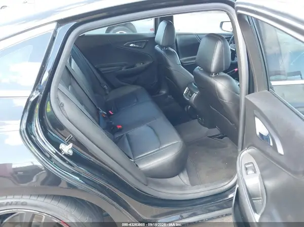 1G1ZD5ST2JF289003 2018 CHEVROLET MALIBU - Image 8