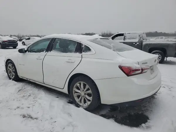 1G1ZD5ST2KF104661 2019 CHEVROLET MALIBU - Image 2
