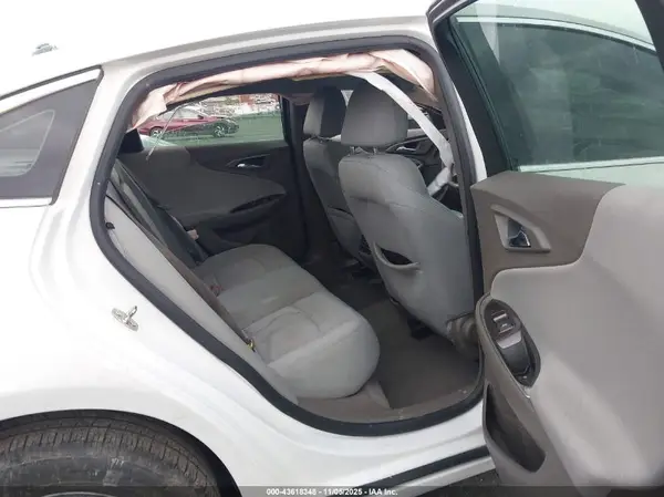 1G1ZD5ST2KF108497 2019 CHEVROLET MALIBU - Image 8