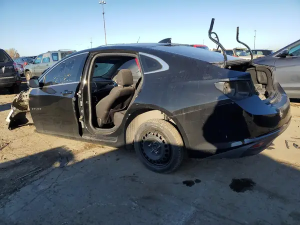 1G1ZD5ST2KF108970 2019 CHEVROLET MALIBU - Image 2