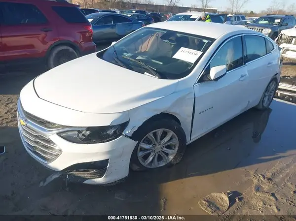 1G1ZD5ST2KF114350 2019 CHEVROLET MALIBU - Image 2