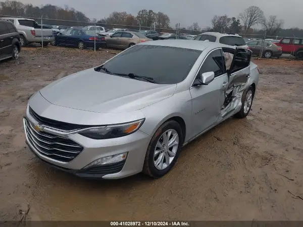 1G1ZD5ST2KF117622 2019 CHEVROLET MALIBU - Image 2