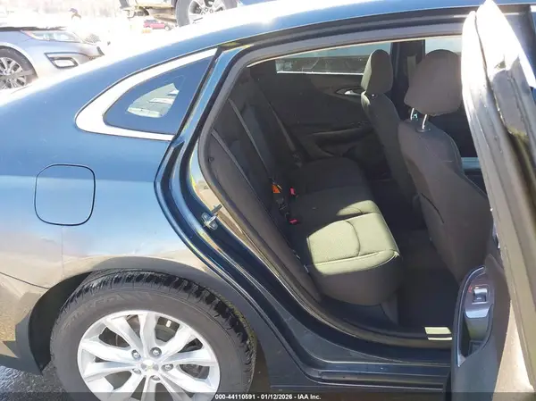 1G1ZD5ST2KF119256 2019 CHEVROLET MALIBU - Image 8