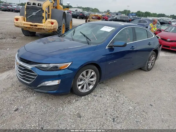 1G1ZD5ST2KF119340 2019 CHEVROLET MALIBU - Image 2