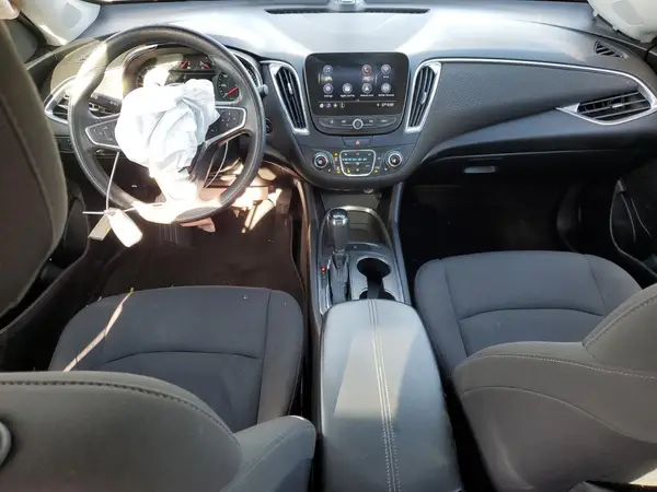 1G1ZD5ST2KF120438 2019 CHEVROLET MALIBU - Image 8
