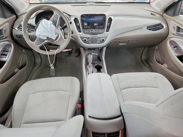 1G1ZD5ST2KF124201 2019 CHEVROLET MALIBU - Image 8
