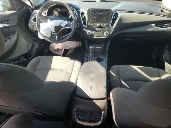 1G1ZD5ST2KF129740 2019 CHEVROLET MALIBU - Image 8