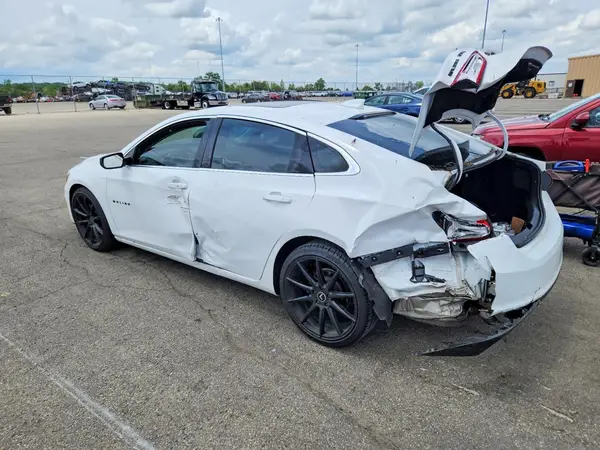 1G1ZD5ST2KF130256 2019 CHEVROLET MALIBU - Image 2