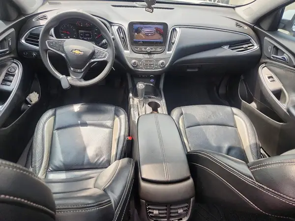 1G1ZD5ST2KF130256 2019 CHEVROLET MALIBU - Image 8