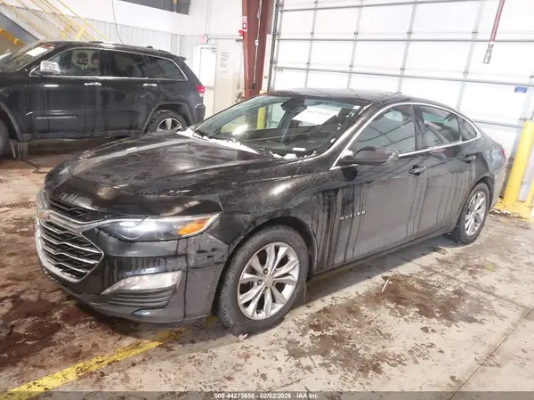 1G1ZD5ST2KF132587 2019 CHEVROLET MALIBU - Image 2