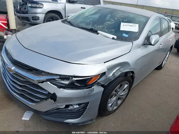 1G1ZD5ST2KF132718 2019 CHEVROLET MALIBU - Image 2