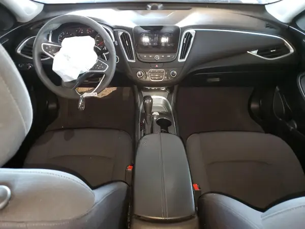 1G1ZD5ST2KF135621 2019 CHEVROLET MALIBU - Image 8