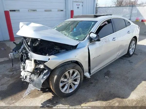 1G1ZD5ST2KF138177 2019 CHEVROLET MALIBU - Image 2