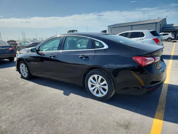 1G1ZD5ST2KF139782 2019 CHEVROLET MALIBU - Image 2