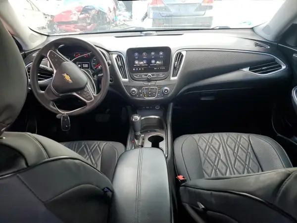 1G1ZD5ST2KF140107 2019 CHEVROLET MALIBU - Image 8