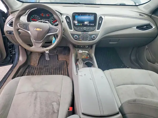 1G1ZD5ST2KF141600 2019 CHEVROLET MALIBU - Image 8