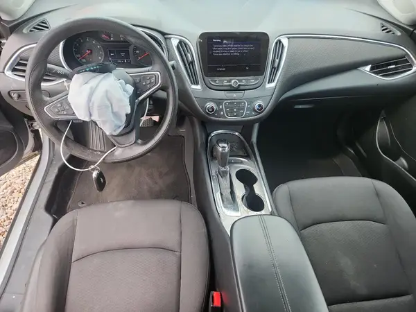 1G1ZD5ST2KF147784 2019 CHEVROLET MALIBU - Image 8