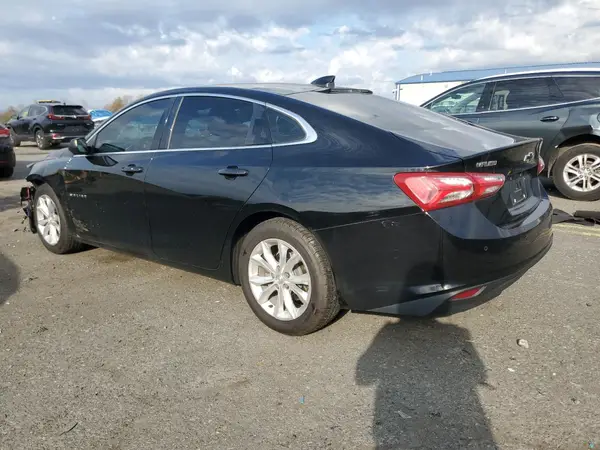 1G1ZD5ST2KF148000 2019 CHEVROLET MALIBU - Image 2