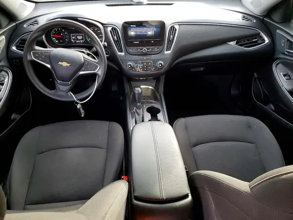 1G1ZD5ST2KF150216 2019 CHEVROLET MALIBU - Image 8