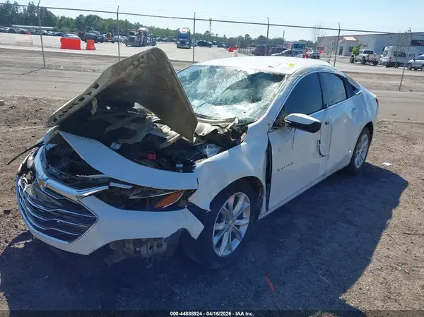 1G1ZD5ST2KF162902 2019 CHEVROLET MALIBU - Image 2
