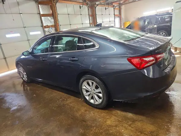 1G1ZD5ST2KF164004 2019 CHEVROLET MALIBU - Image 2