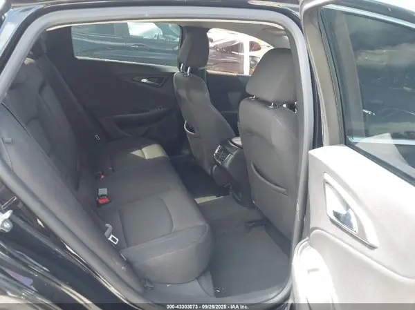 1G1ZD5ST2KF164312 2019 CHEVROLET MALIBU - Image 8