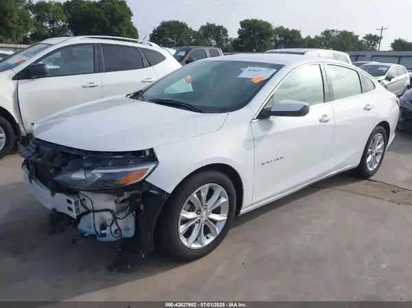 1G1ZD5ST2KF166271 2019 CHEVROLET MALIBU - Image 2