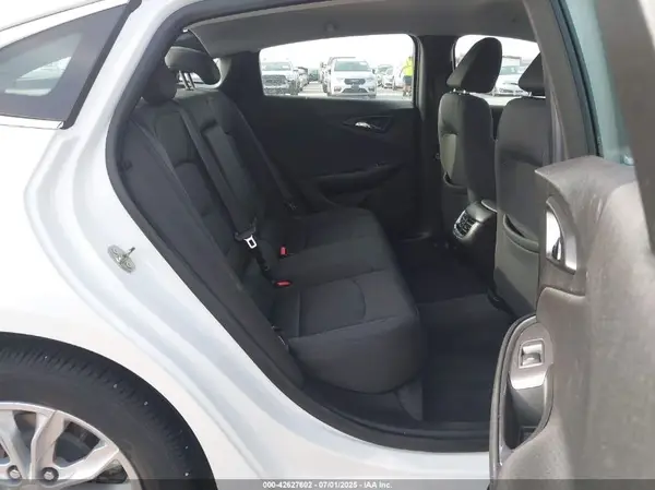 1G1ZD5ST2KF166271 2019 CHEVROLET MALIBU - Image 8