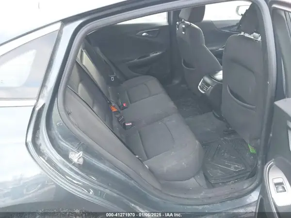 1G1ZD5ST2KF167985 2019 CHEVROLET MALIBU - Image 8