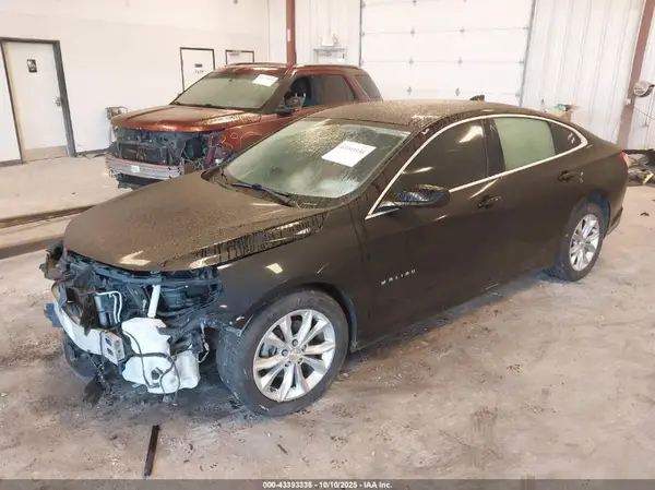 1G1ZD5ST2KF169431 2019 CHEVROLET MALIBU - Image 2