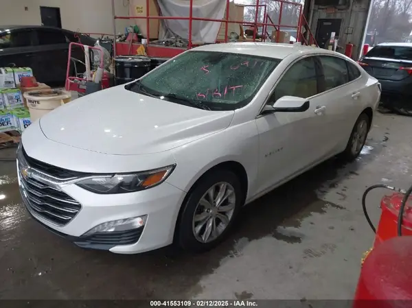 1G1ZD5ST2KF186911 2019 CHEVROLET MALIBU - Image 2