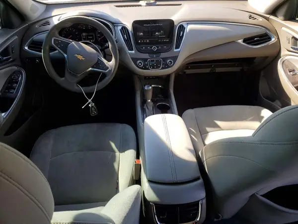 1G1ZD5ST2KF191705 2019 CHEVROLET MALIBU - Image 8