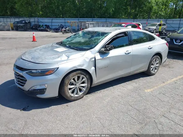 1G1ZD5ST2KF192126 2019 CHEVROLET MALIBU - Image 2