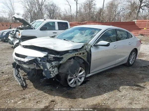 1G1ZD5ST2KF193082 2019 CHEVROLET MALIBU - Image 2