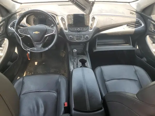 1G1ZD5ST2KF215212 2019 CHEVROLET MALIBU - Image 8