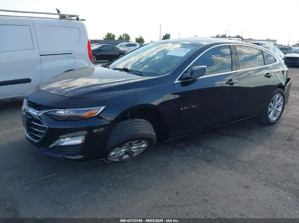 1G1ZD5ST2KF217946 2019 CHEVROLET MALIBU - Image 2