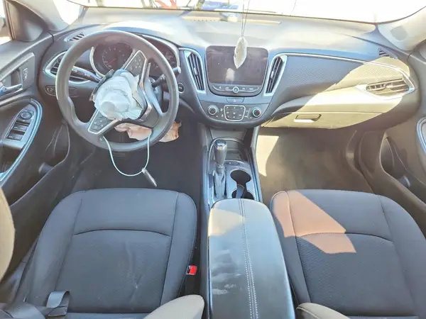 1G1ZD5ST2KF224122 2019 CHEVROLET MALIBU - Image 8
