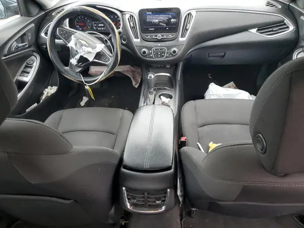 1G1ZD5ST2KF225867 2019 CHEVROLET MALIBU - Image 8