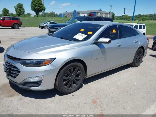 1G1ZD5ST2LF005288 2020 CHEVROLET MALIBU - Image 2