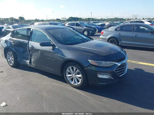 1G1ZD5ST2LF009860 2020 CHEVROLET MALIBU - Image 1