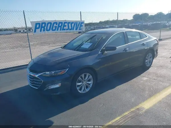 1G1ZD5ST2LF009860 2020 CHEVROLET MALIBU - Image 2