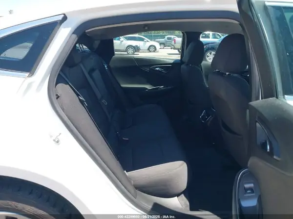 1G1ZD5ST2LF055026 2020 CHEVROLET MALIBU - Image 8