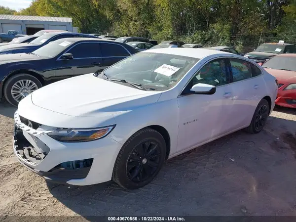 1G1ZD5ST2LF057911 2020 CHEVROLET MALIBU - Image 2