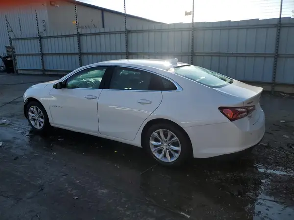1G1ZD5ST2LF060257 2020 CHEVROLET MALIBU - Image 2