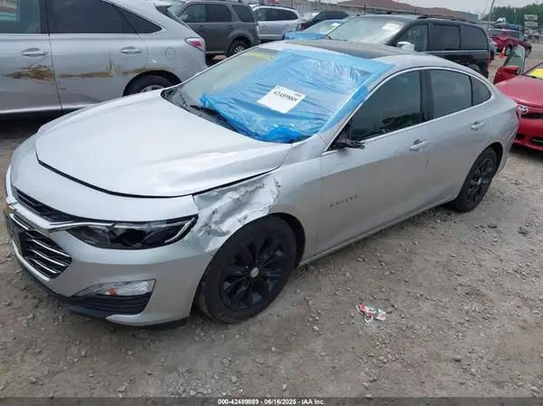 1G1ZD5ST2LF065782 2020 CHEVROLET MALIBU - Image 2