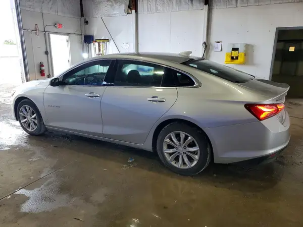 1G1ZD5ST2LF065832 2020 CHEVROLET MALIBU - Image 2