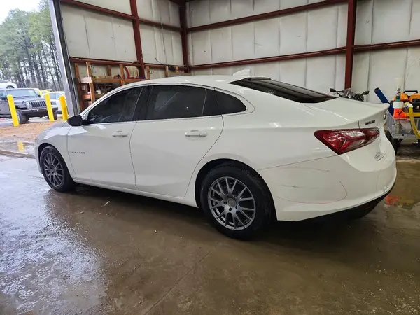1G1ZD5ST2LF109442 2020 CHEVROLET MALIBU - Image 2