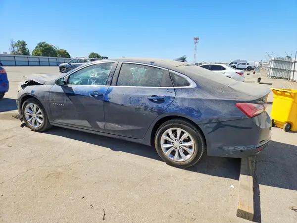 1G1ZD5ST2LF112972 2020 CHEVROLET MALIBU - Image 2