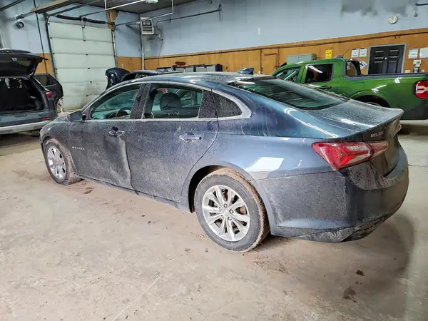 1G1ZD5ST2LF124863 2020 CHEVROLET MALIBU - Image 2